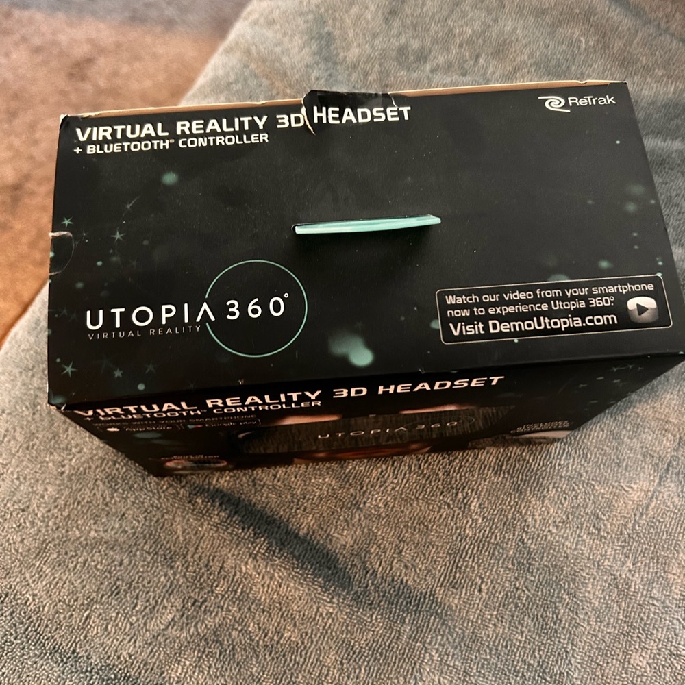 UTOPIA VIRTUAL REALITY HEADSET